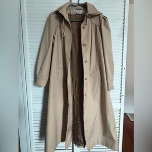 VTG Sharon rainwear Tan Long Trench Coat